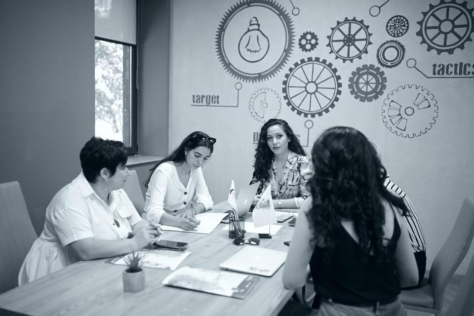 A Virtual Safe Space for Women