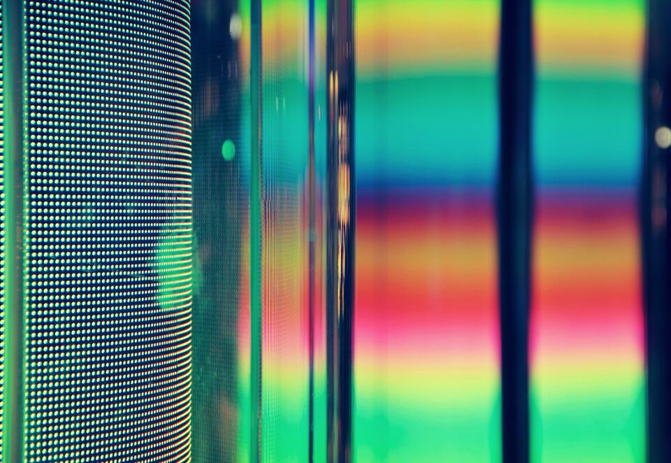Exploring a Gradient Approach to the Openness of AI System Components